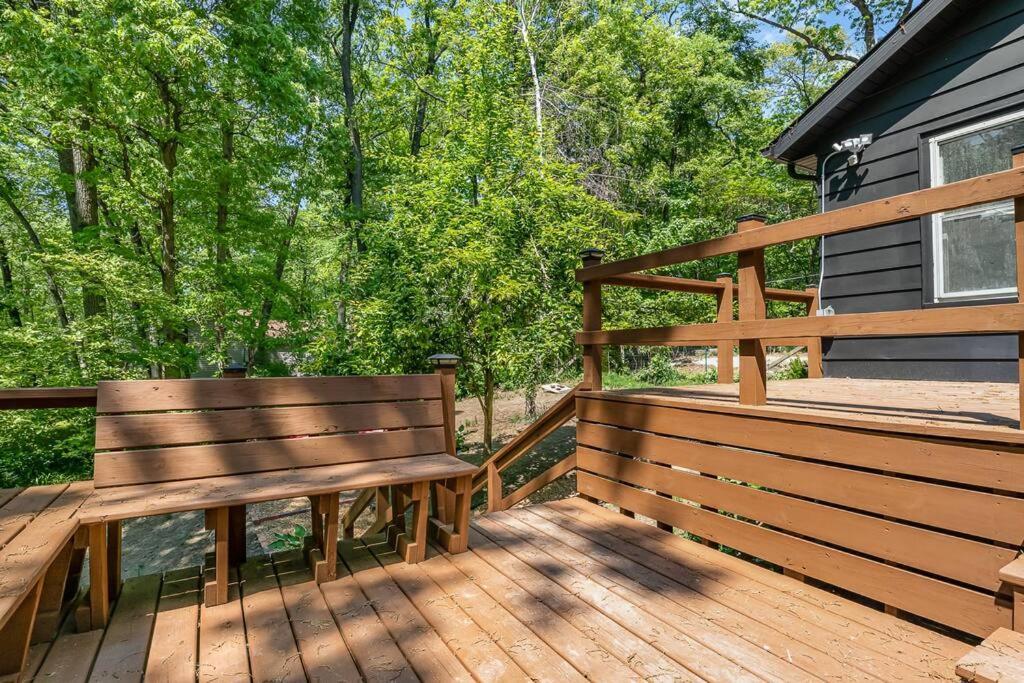 Black Cabin Getaway In Woods I Valpo Вальпараисо Экстерьер фото